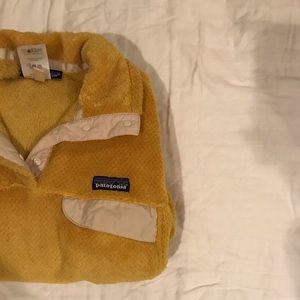RARE Patagonia Snap-T